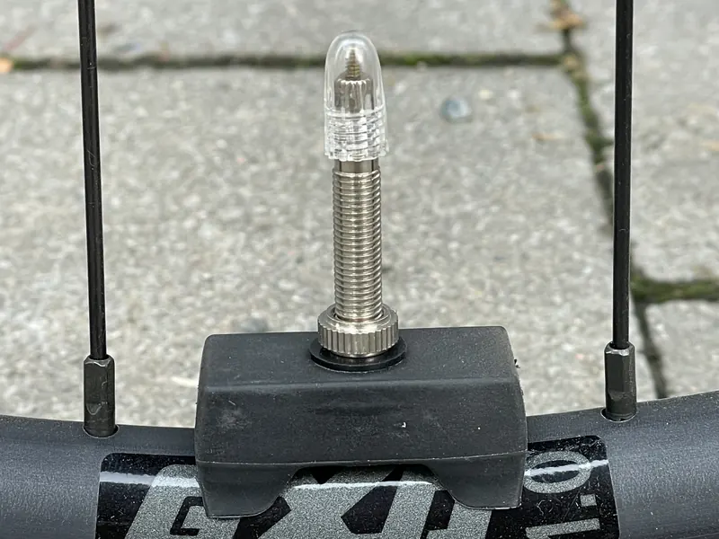 Cannondale Tesoro Neo Carbon 1