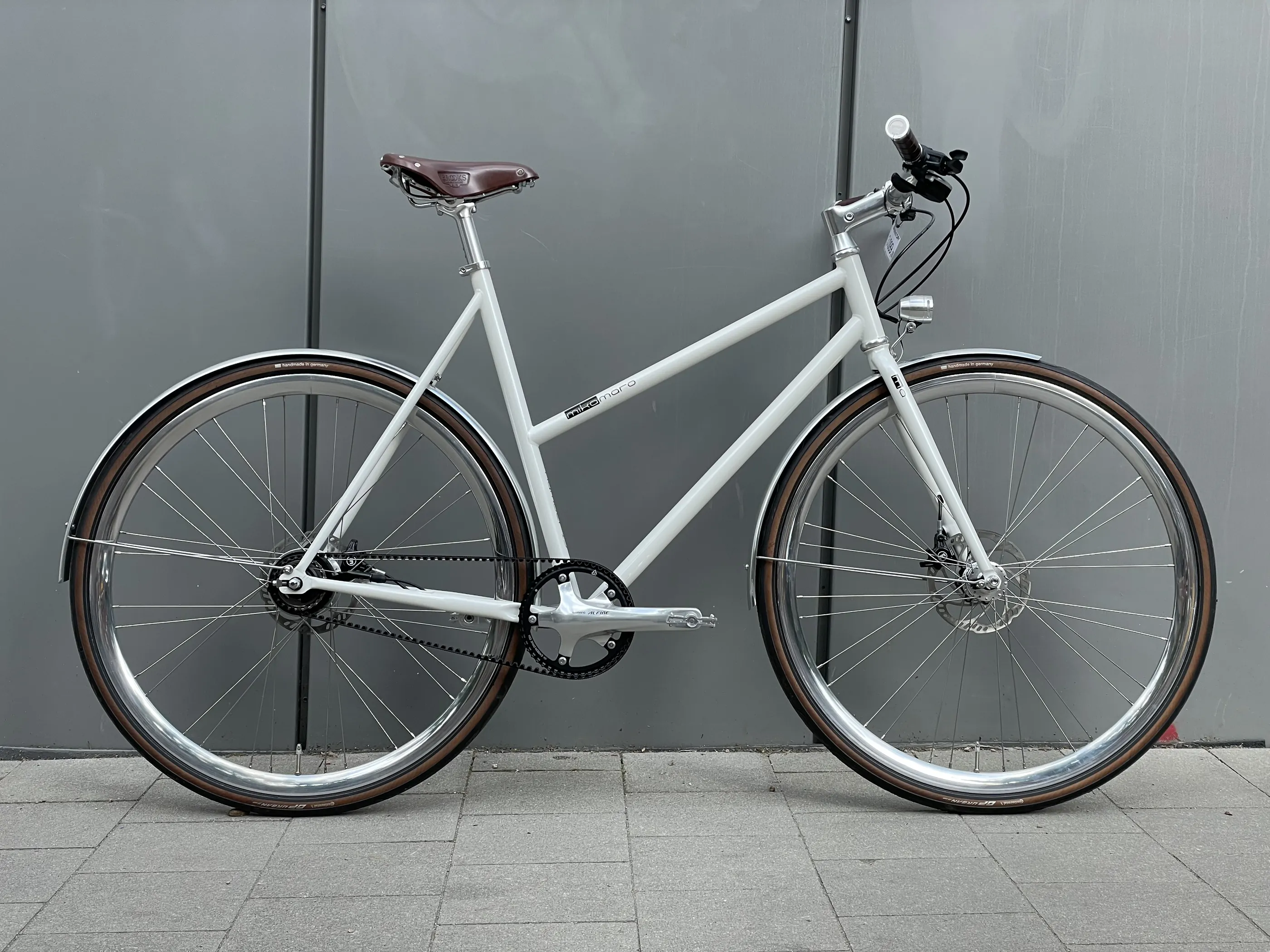 Mikamaro Urban DLX Lady