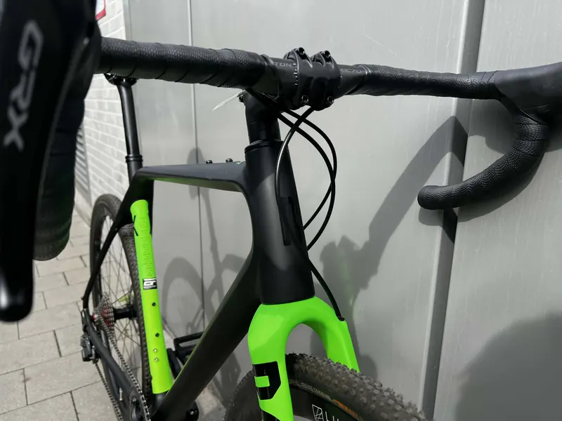 Rondo Ruut X — Front