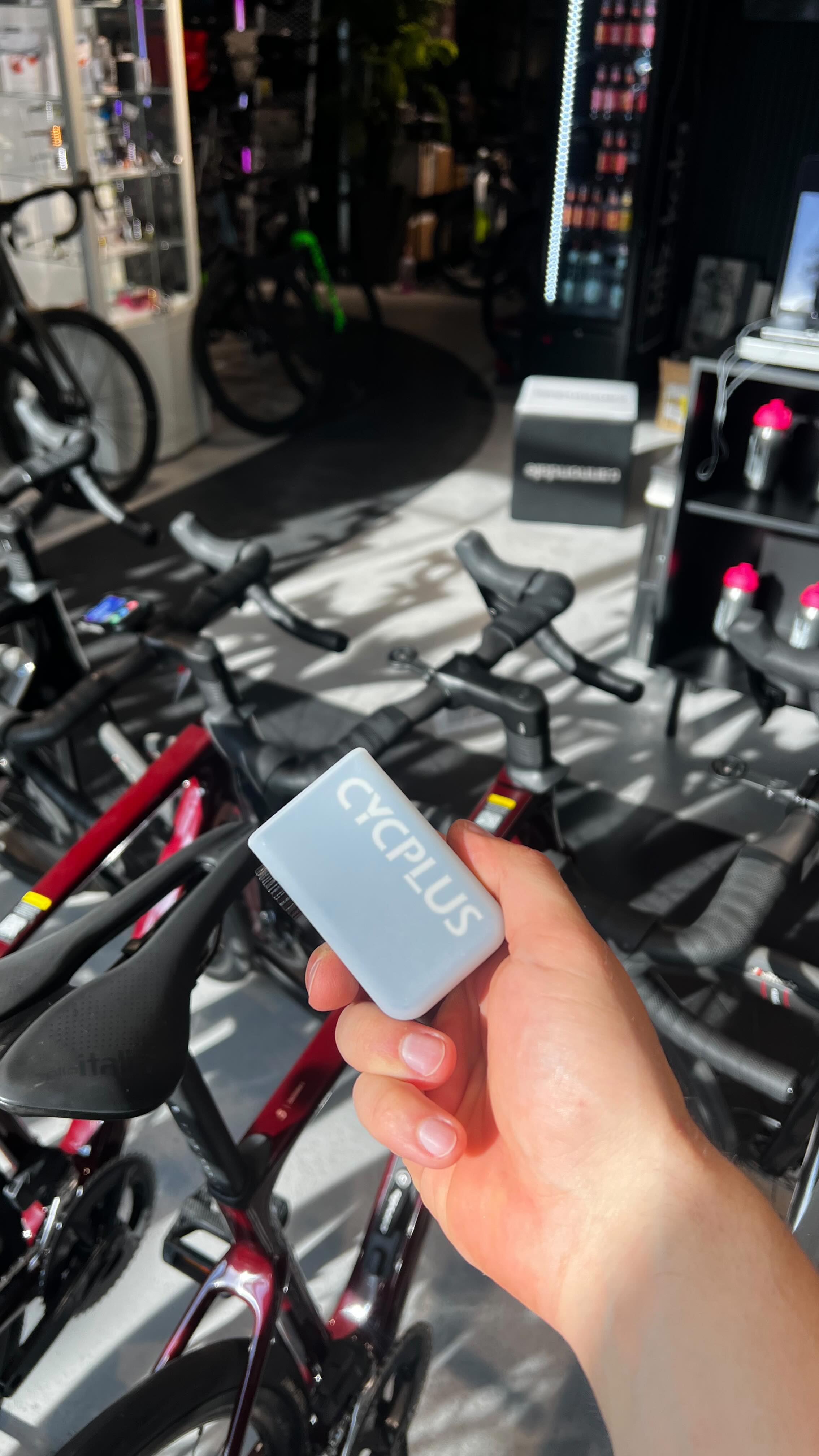 Shop Update in der Schanze
#bikefactory #cycling #cyclinglife #dreambuild #rennrad #roadcycling #roadbike #tourdefrance #bike #lifebehindbars #hamburg